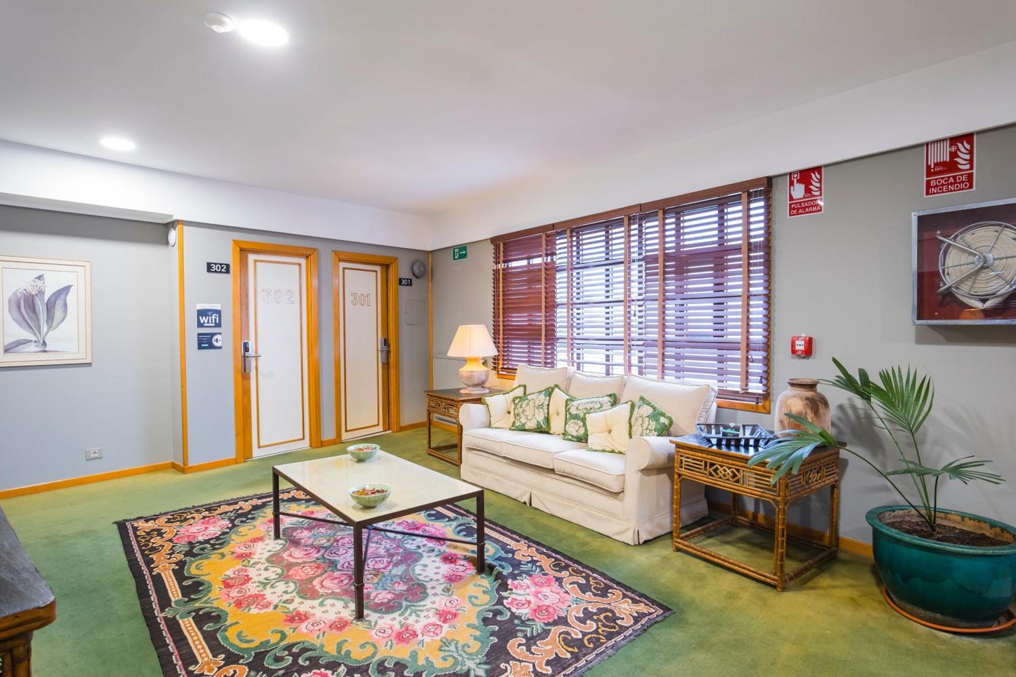 Hotel Alda Бойро Экстерьер фото